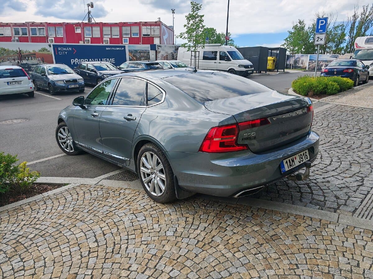 2017 Volvo S90 - 4