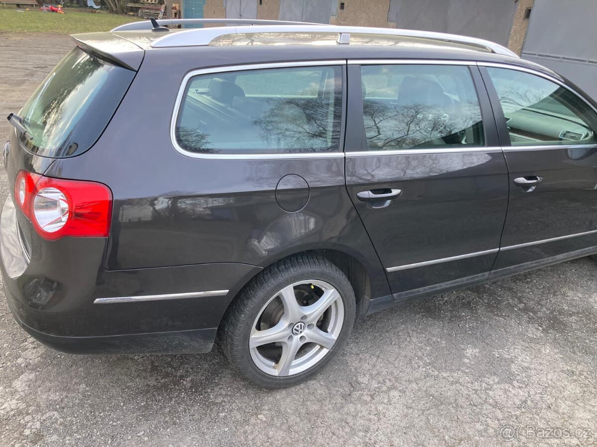 2005 Volkswagen PASSAT - 4
