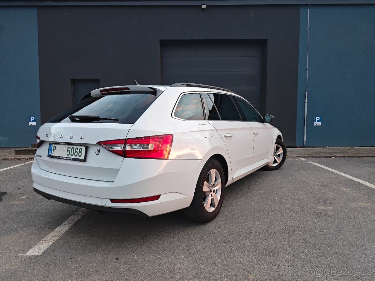2023 Škoda SUPERB - 4