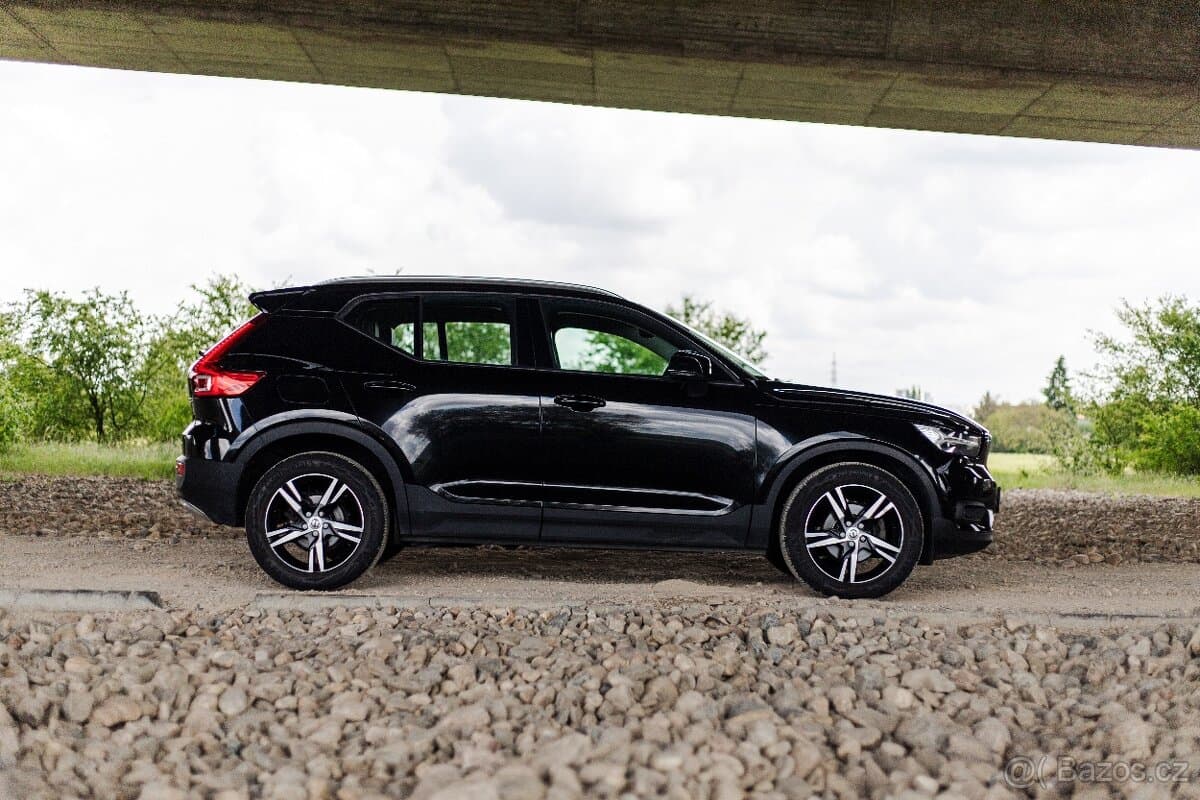 2021 Volvo XC40 - 4