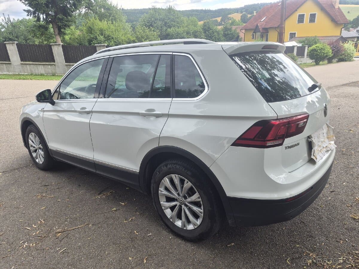 2018 Volkswagen TIGUAN - 4