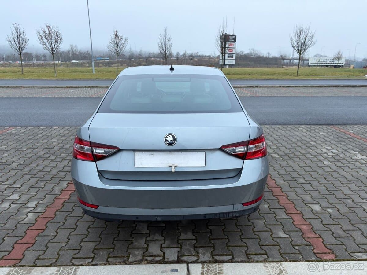2015 Škoda SUPERB - 4