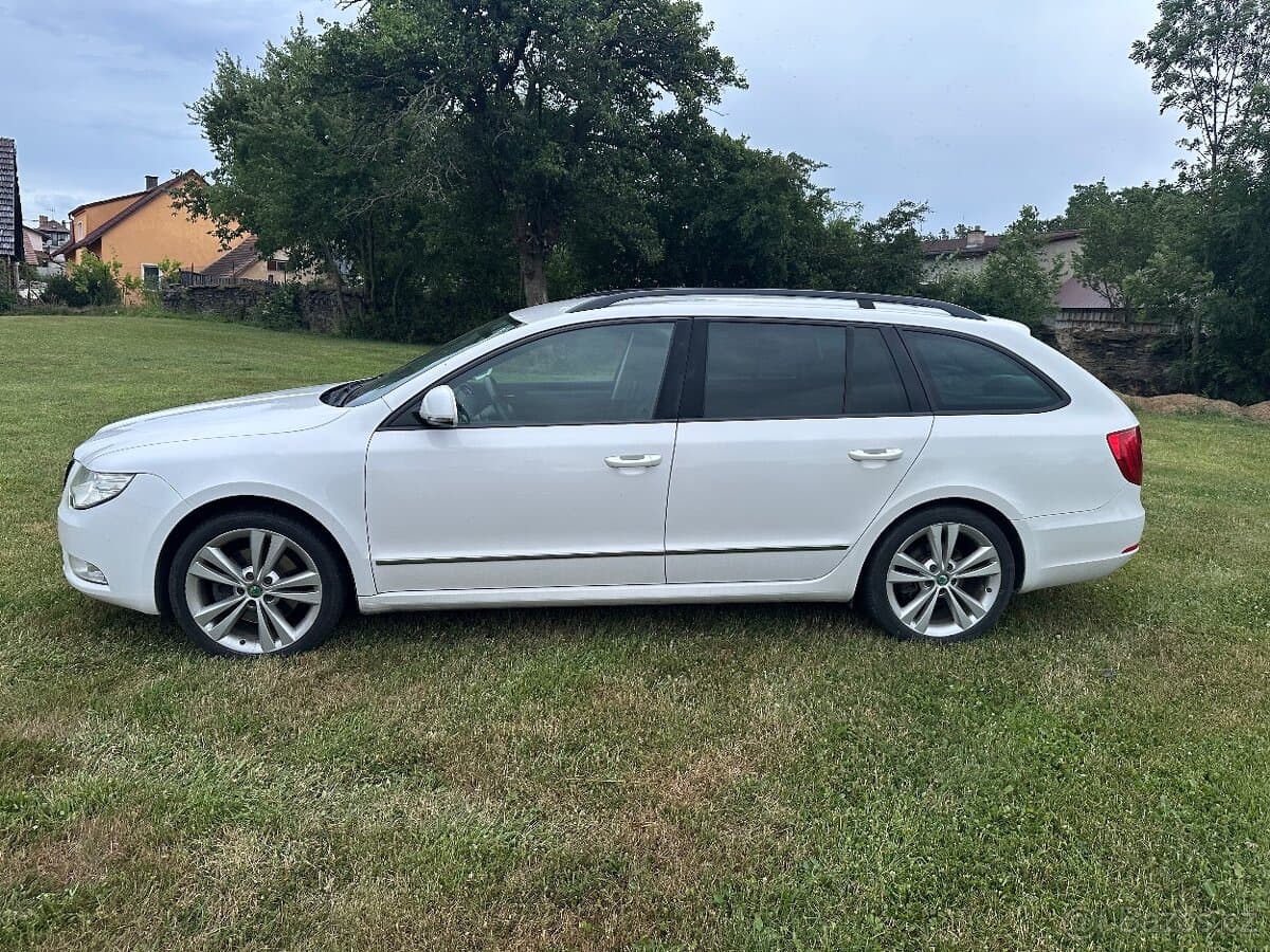 2012 Škoda SUPERB - 4