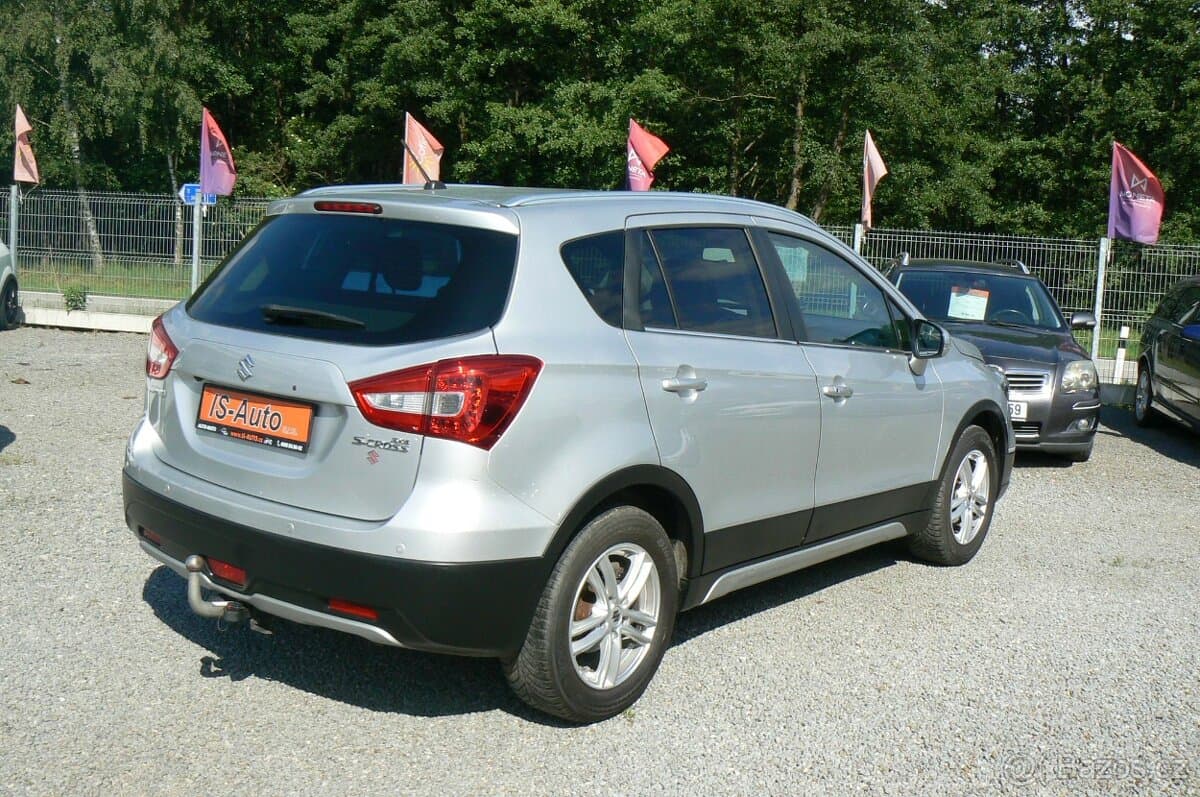 2019 Suzuki S-CROSS - 4