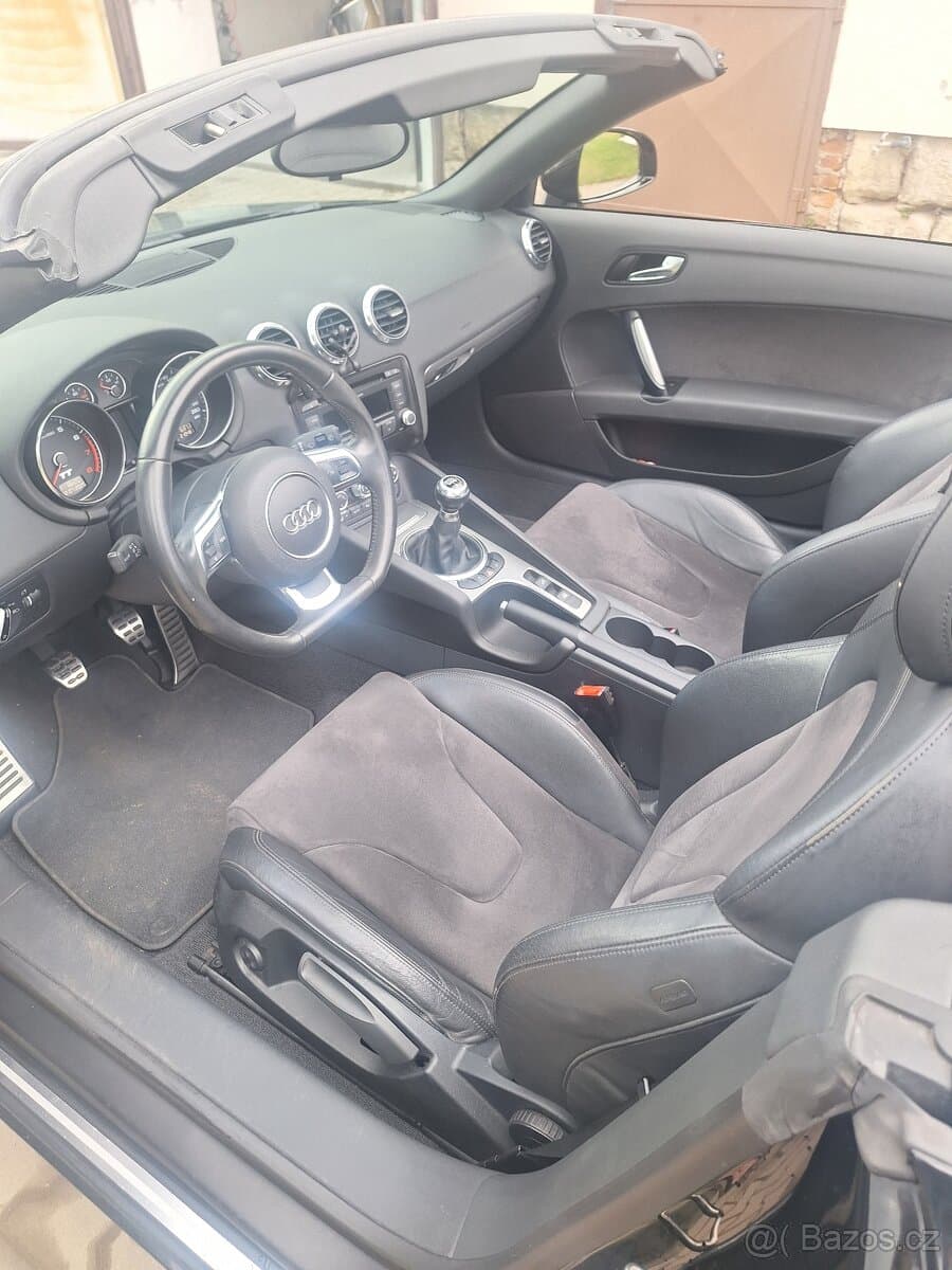 2012 Audi TT - 4