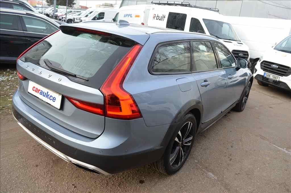 2017 Volvo V90 - 4