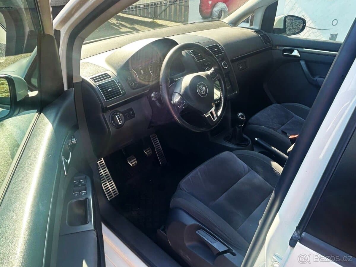 2014 Volkswagen TOURAN - 4