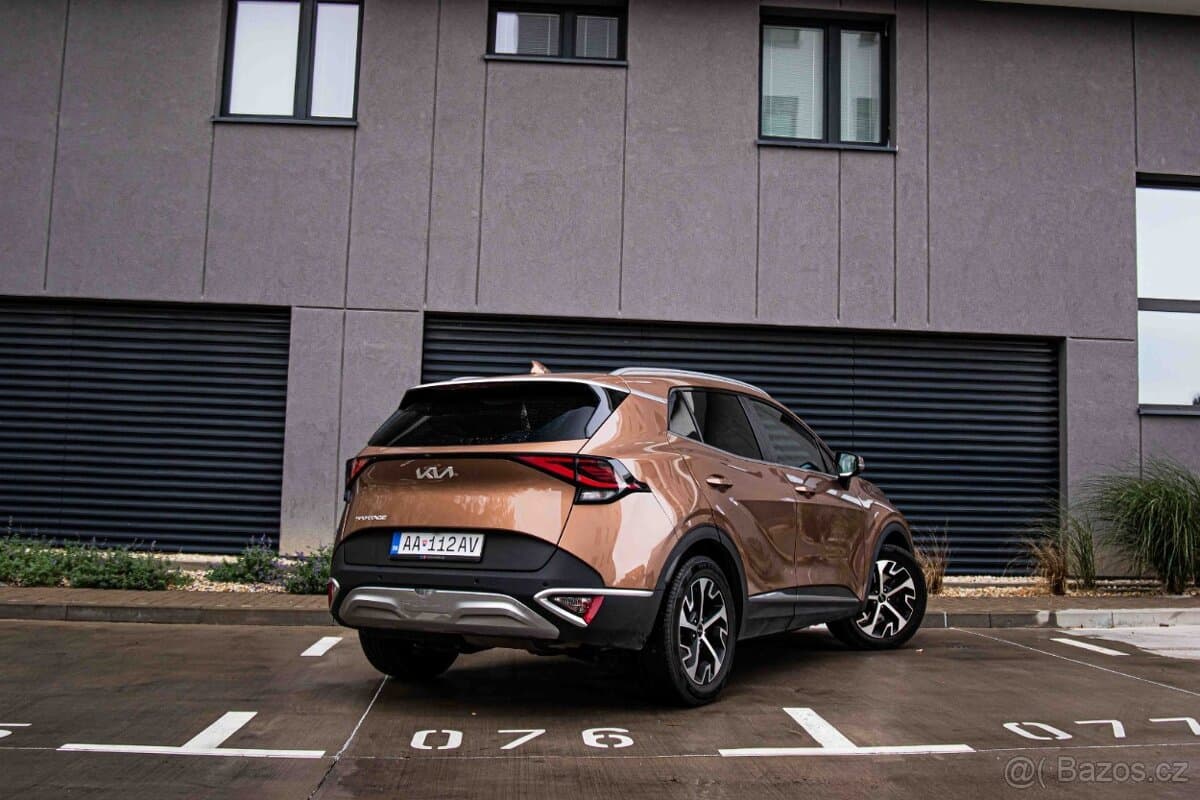 2023 Kia SPORTAGE - 4