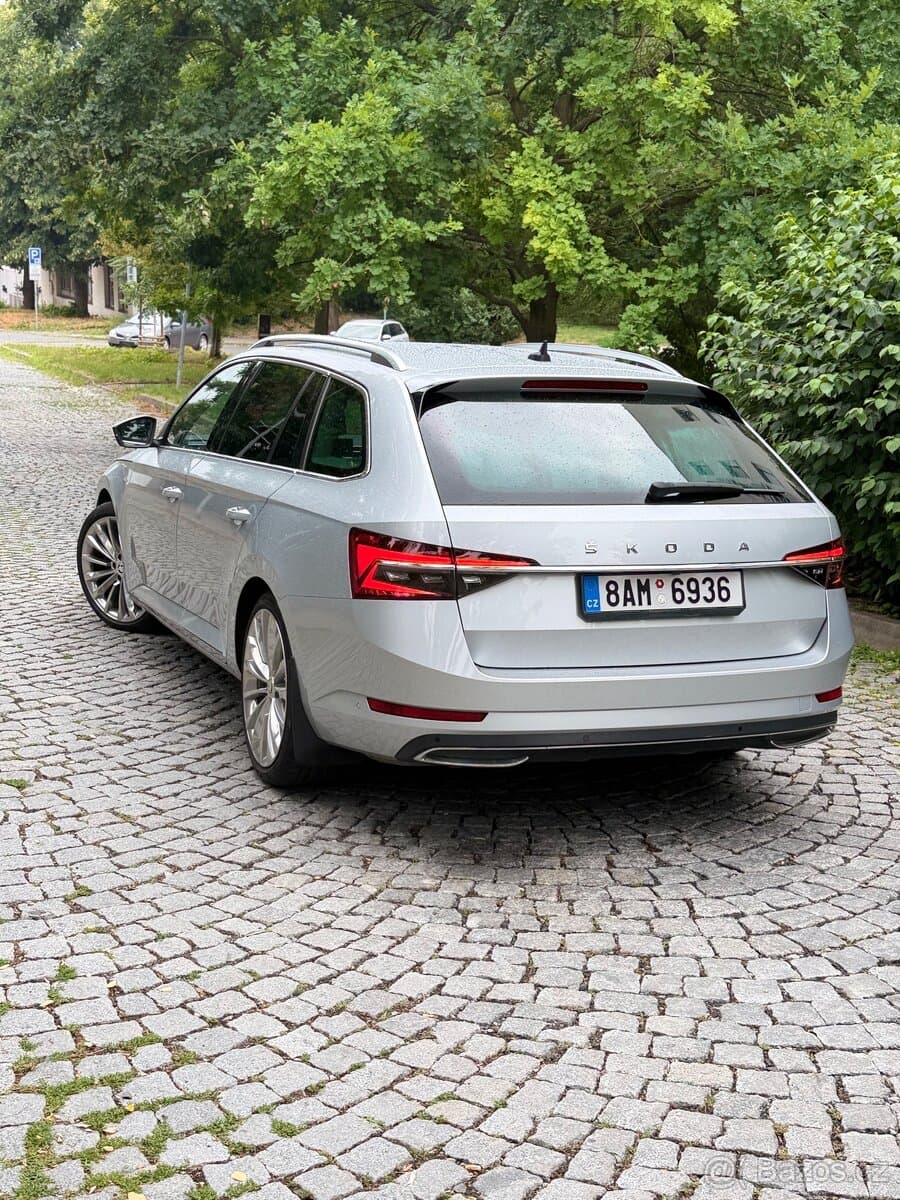 2021 Škoda SUPERB - 4