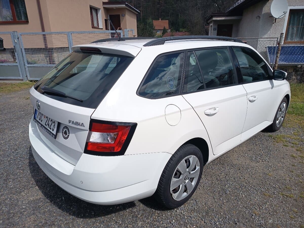 2015 Škoda FABIA - 4