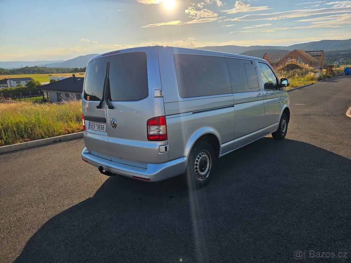 2010 Volkswagen CARAVELLE - 4