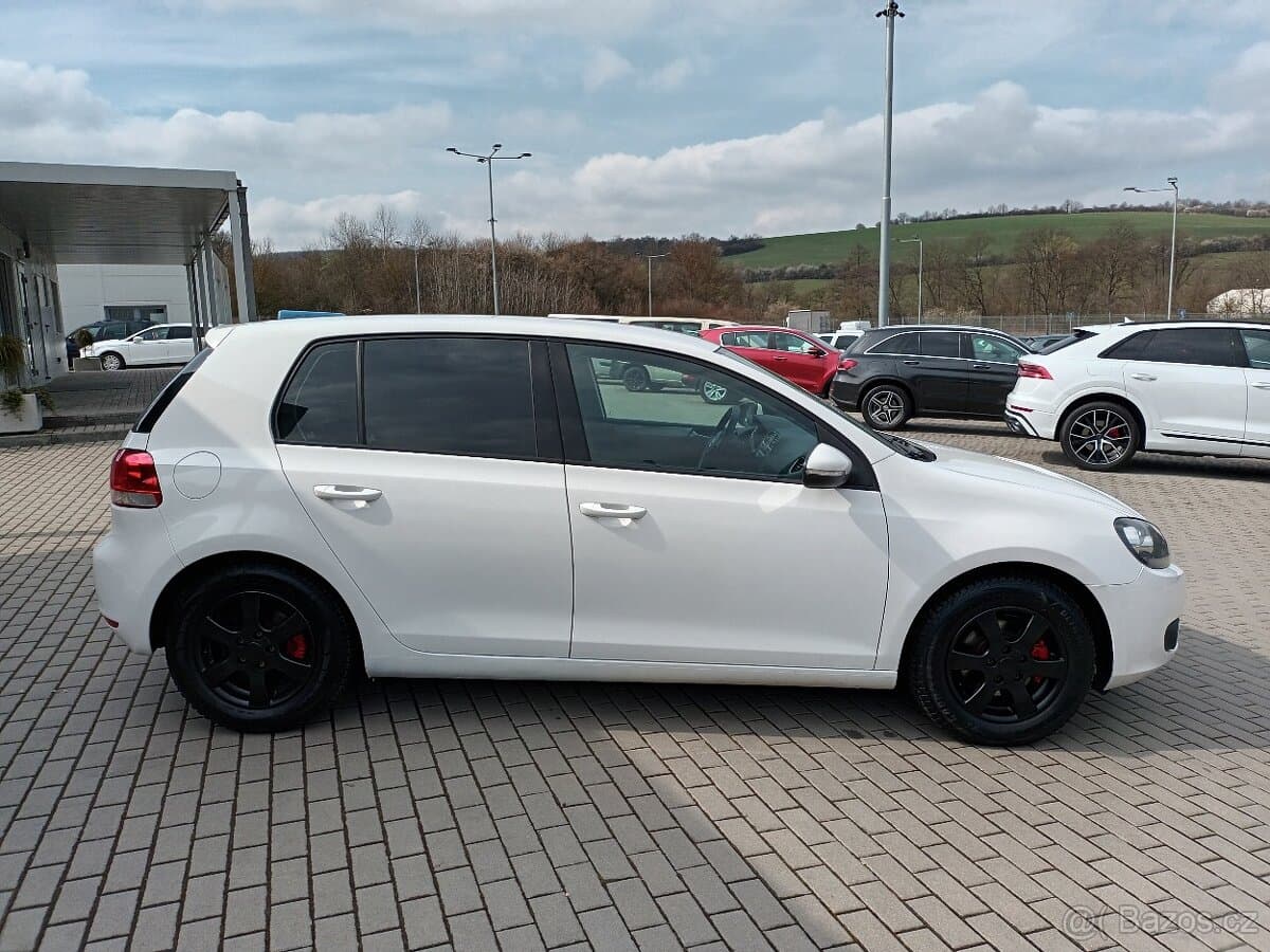 2011 Volkswagen GOLF - 4