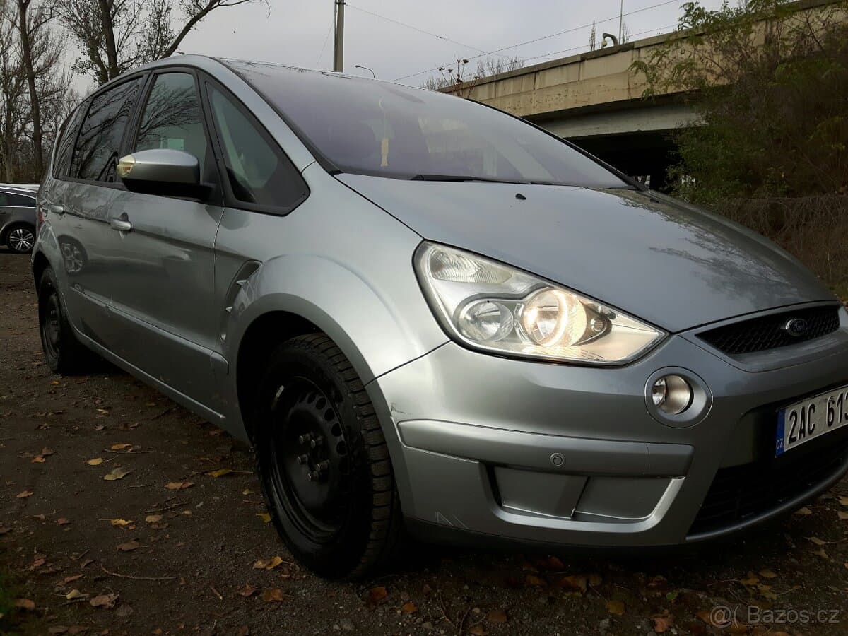 2006 Ford S-MAX - 4