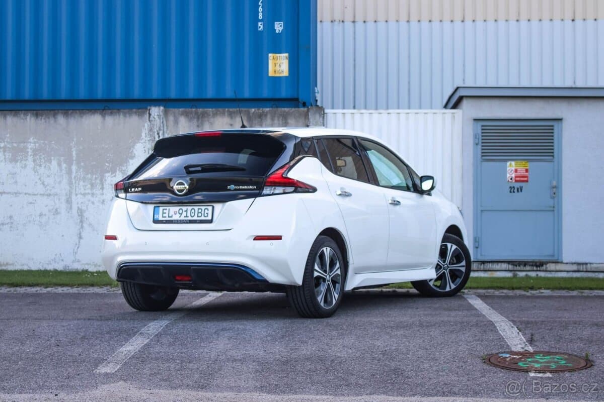 2020 Nissan LEAF - 4