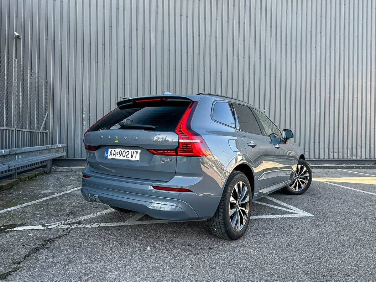 2022 Volvo XC60 - 4
