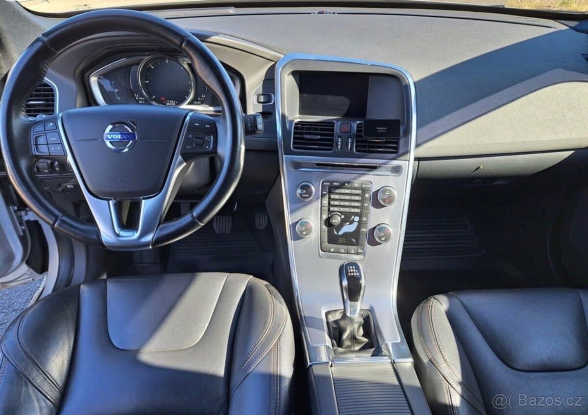 Volvo XC60 - 4