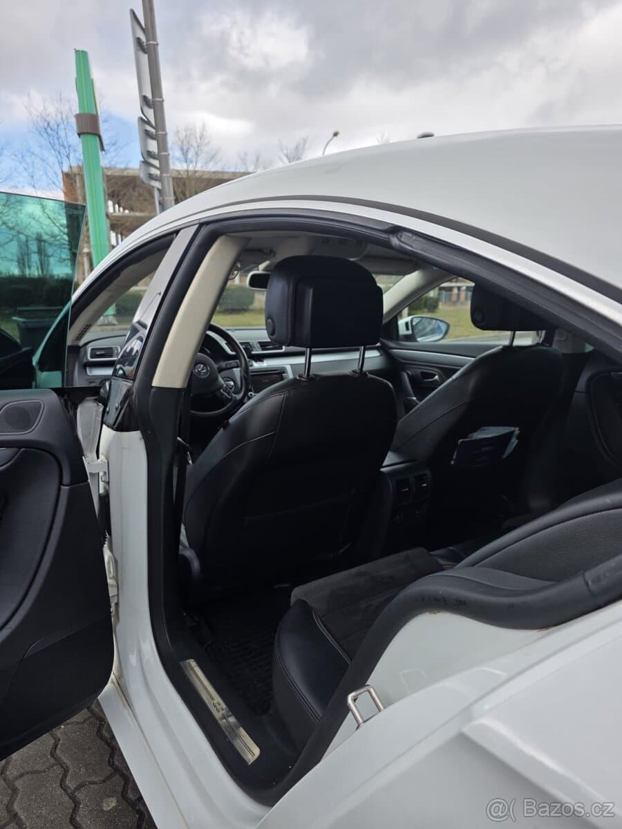 2015 Volkswagen PASSAT CC - 4