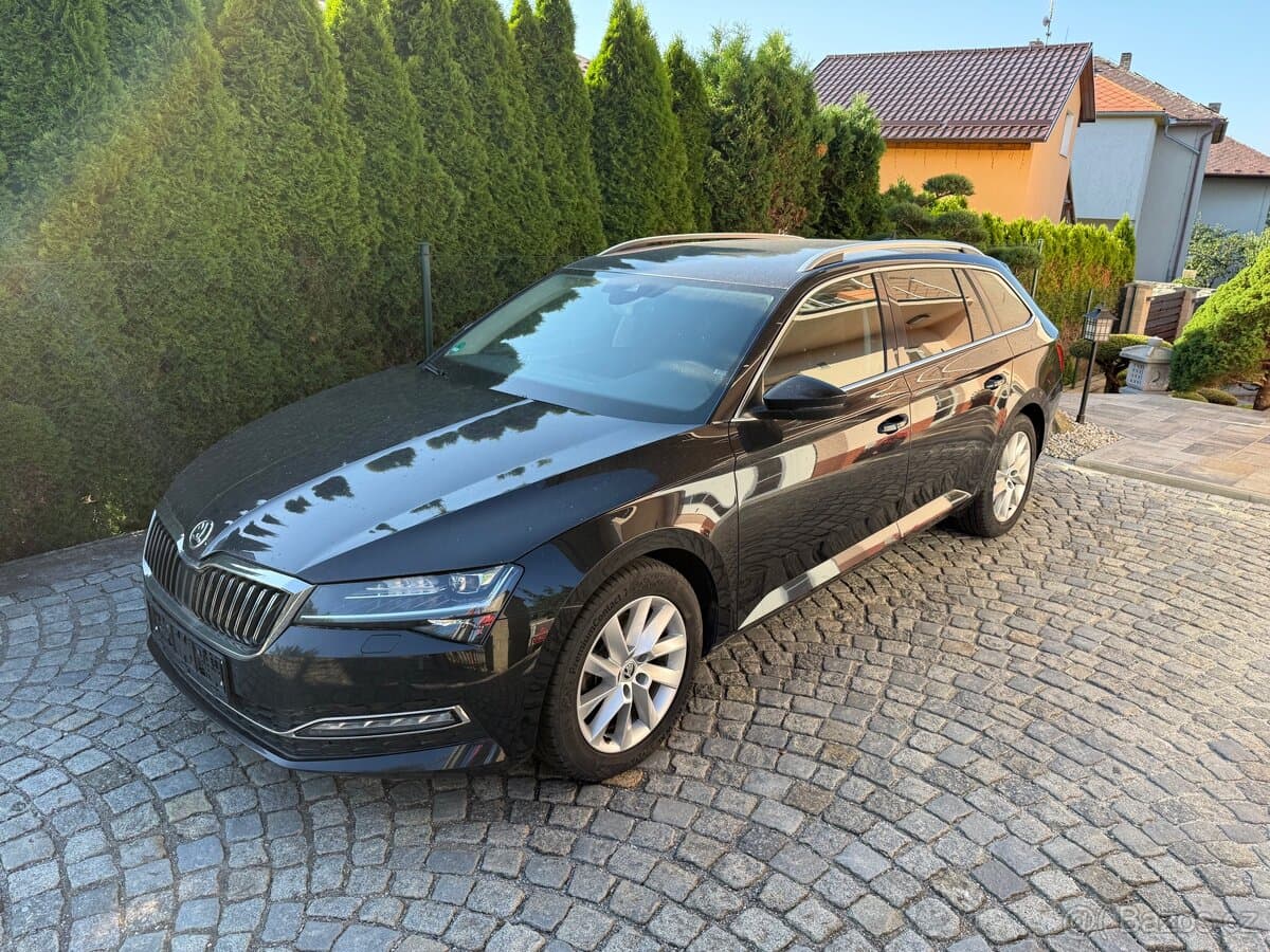2020 Škoda SUPERB - 4
