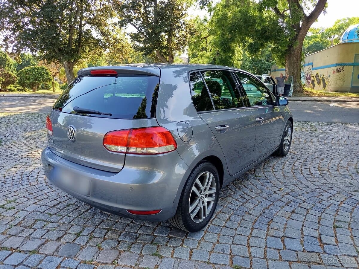2011 Volkswagen GOLF - 4