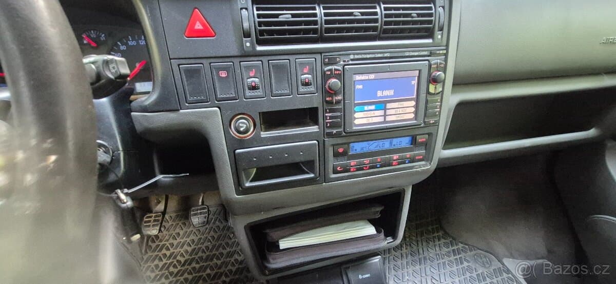 2000 Volkswagen MULTIVAN - 4