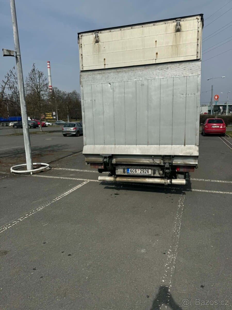 Mercedes-Benz SPRINTER - 4