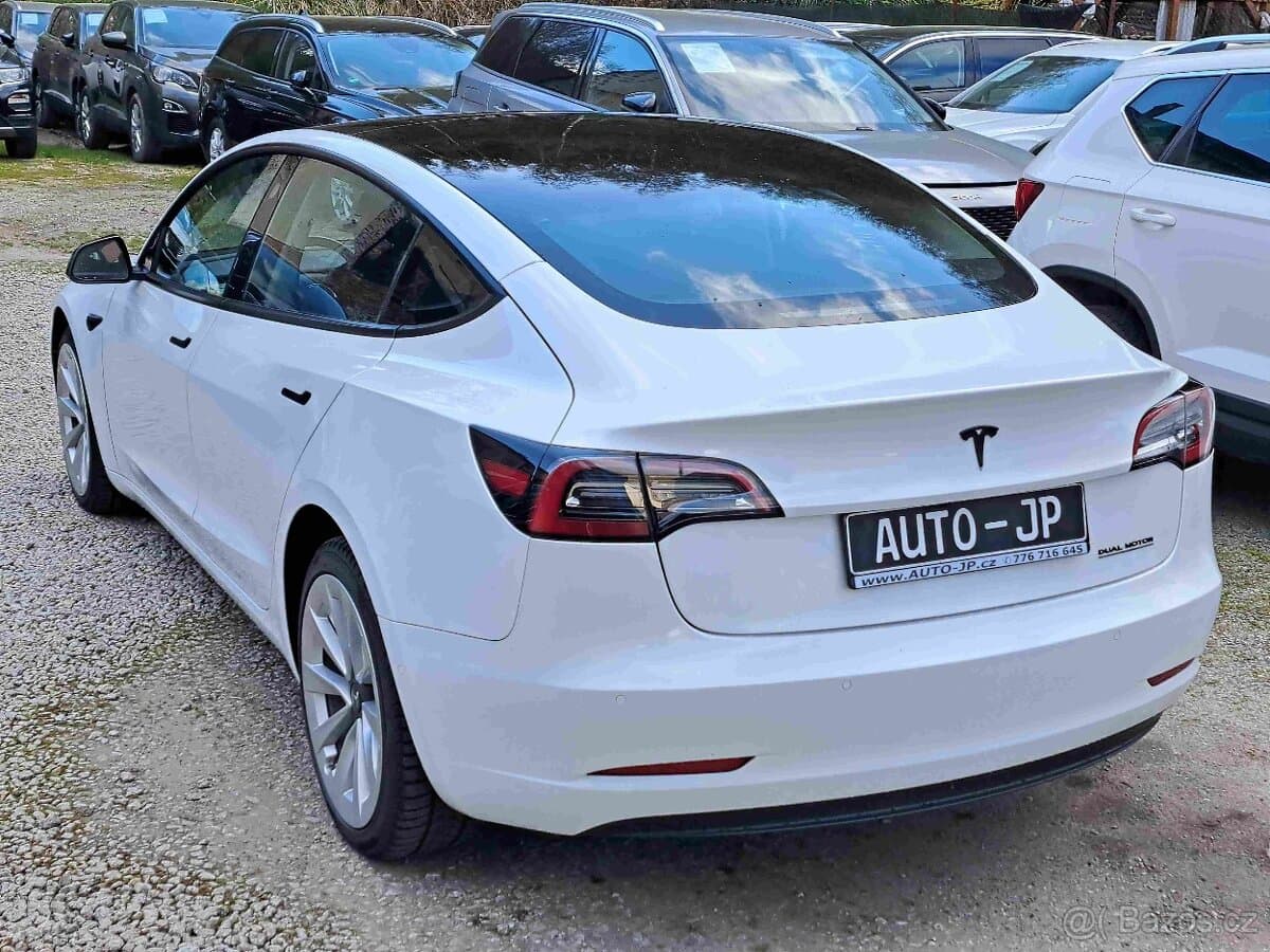 2023 Tesla MODEL 3 - 4