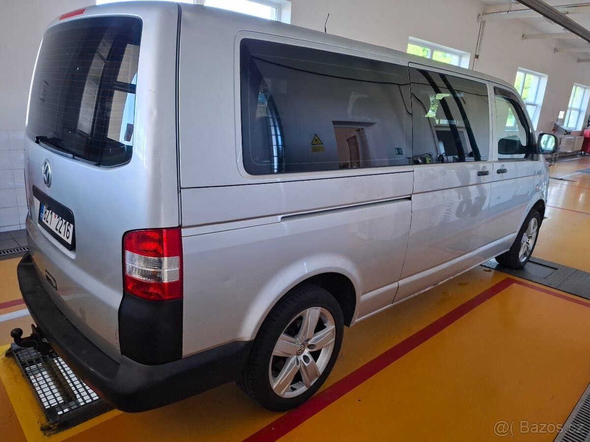2011 Volkswagen TRANSPORTER - 4