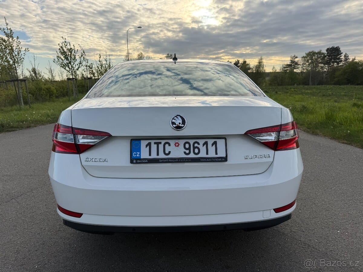 2017 Škoda SUPERB - 4