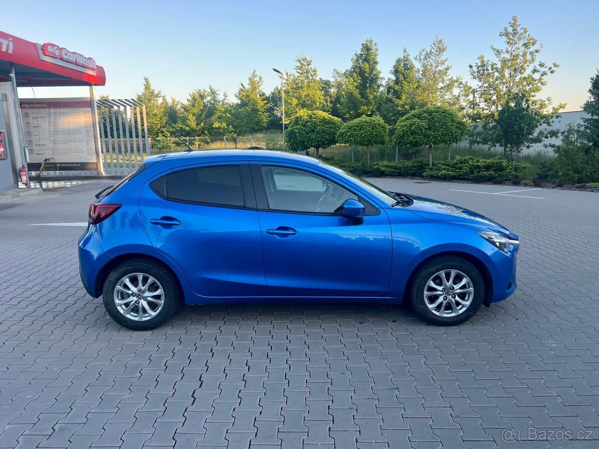 2015 Mazda 2 - 4