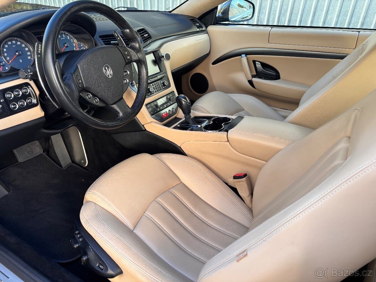 2011 Maserati OSTATNÍ - 4