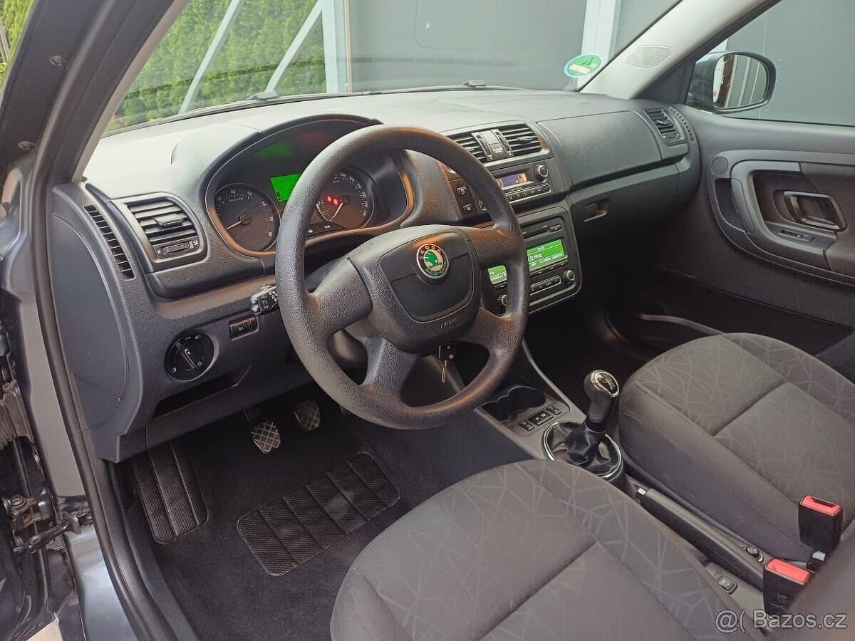 2011 Škoda FABIA - 4