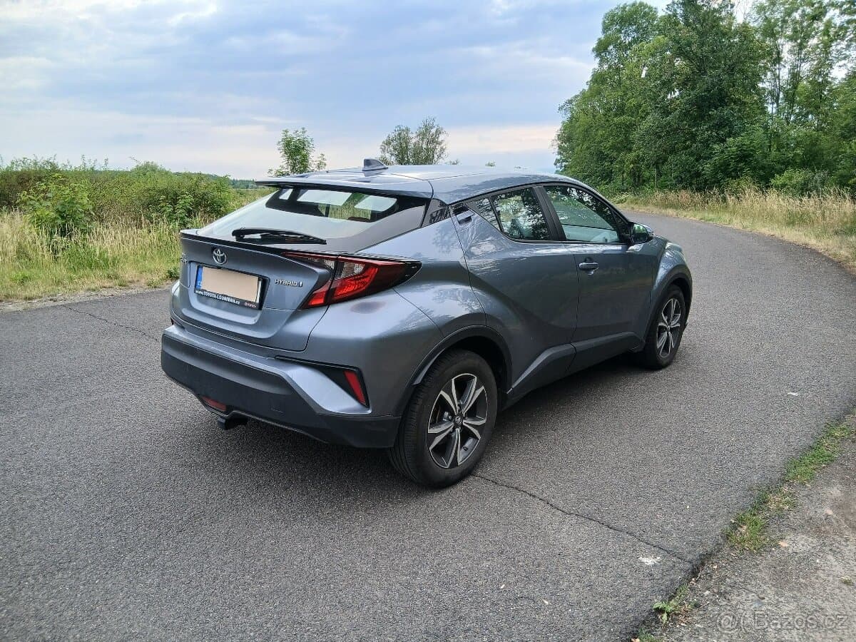 2023 Toyota C-HR - 4