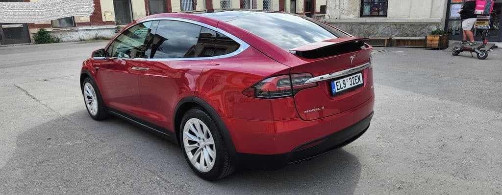 2018 Tesla MODEL X - 4