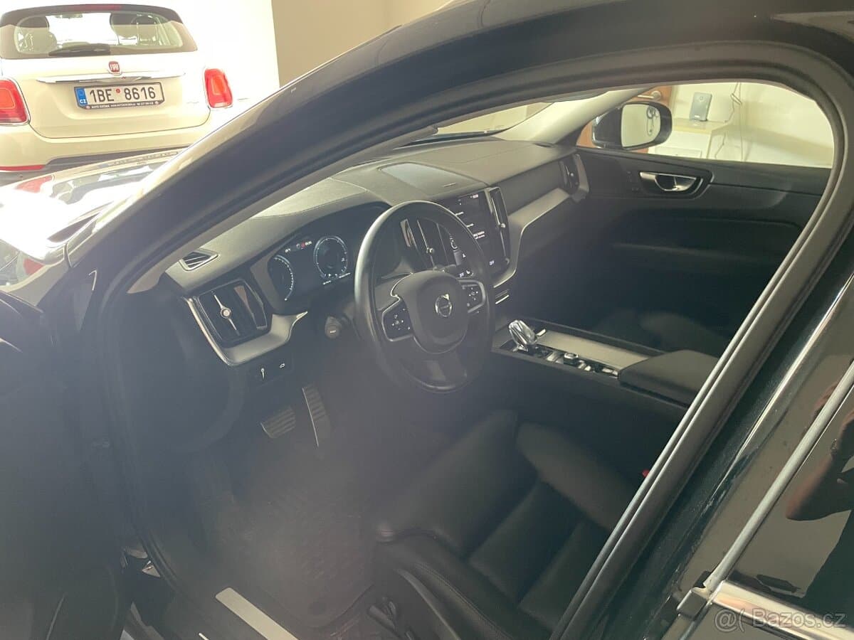 2021 Volvo XC60 - 4