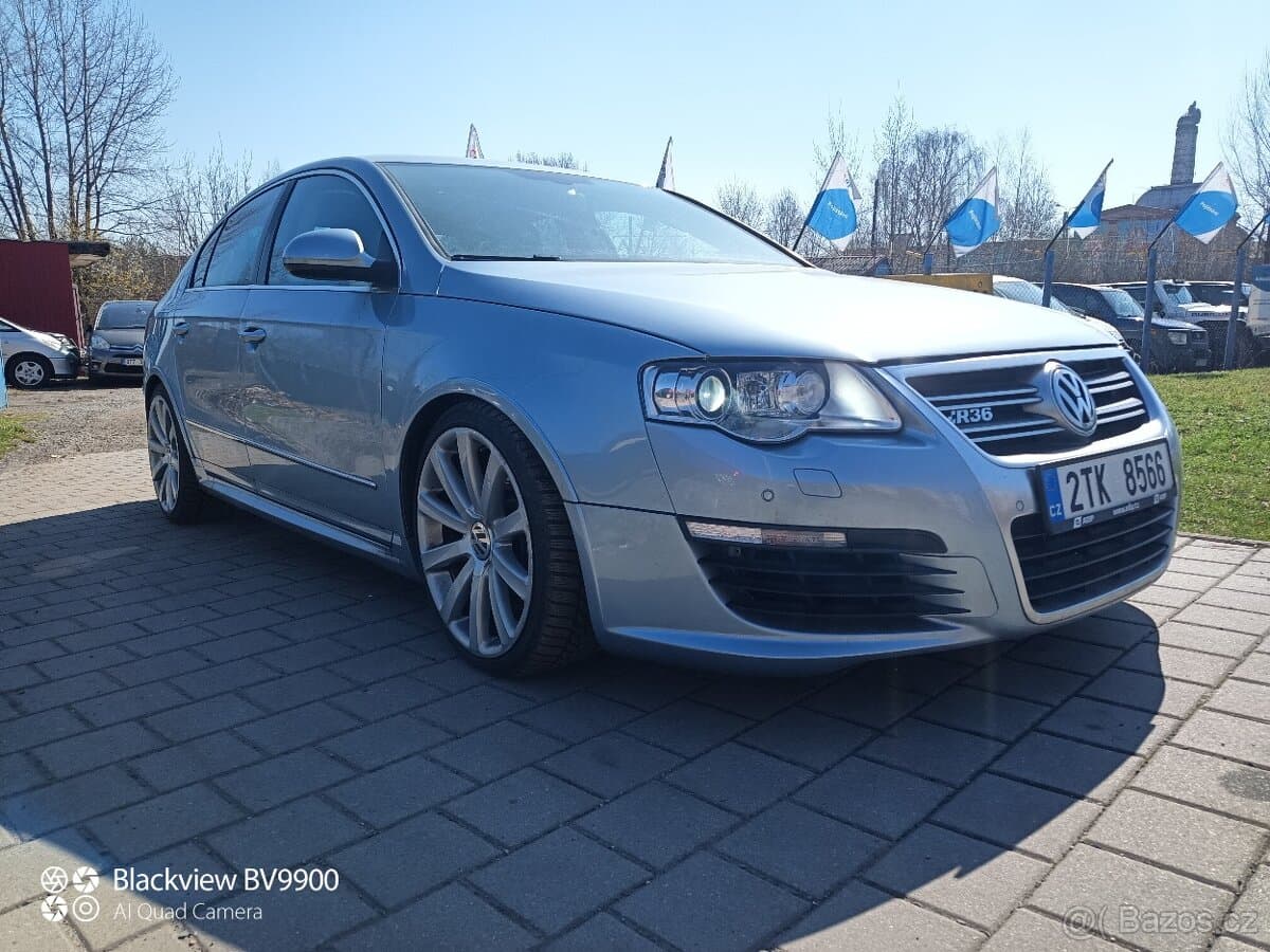 2009 Volkswagen PASSAT - 4