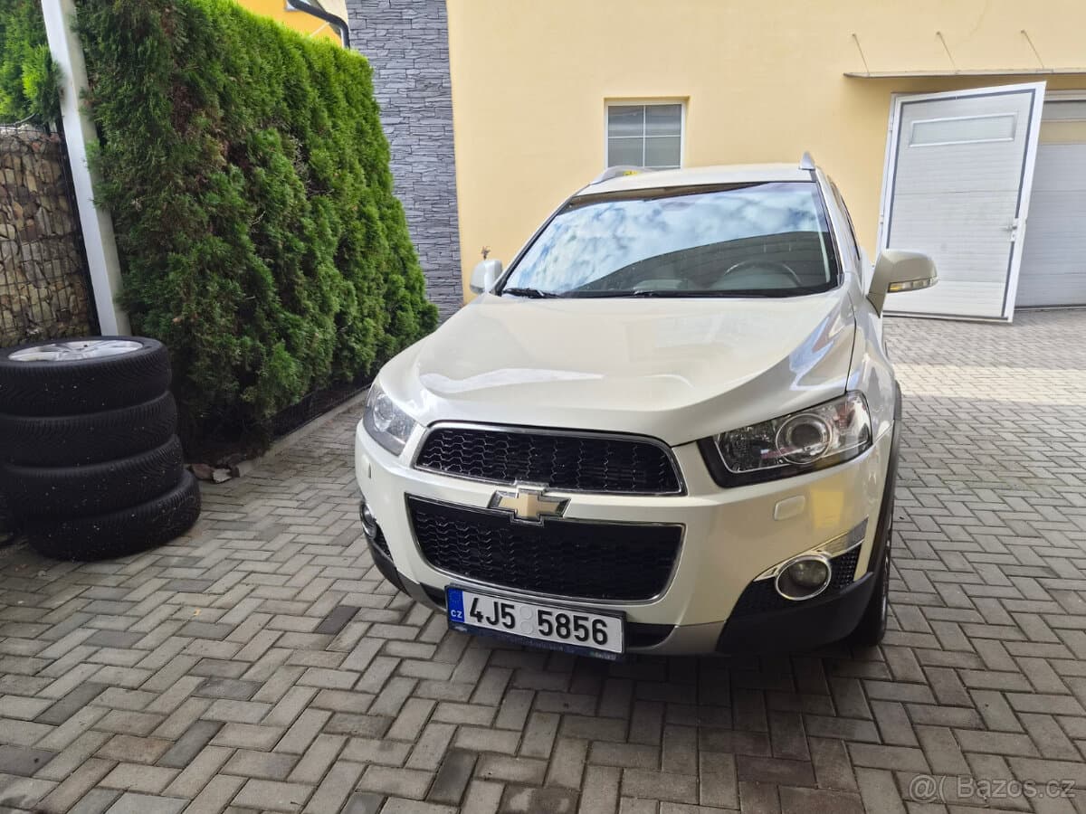 2011 Chevrolet CAPTIVA - 4