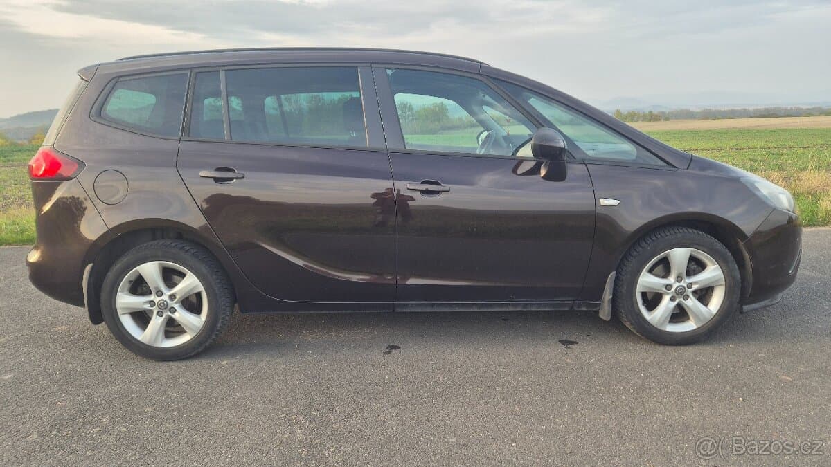 2012 Opel ZAFIRA - 4