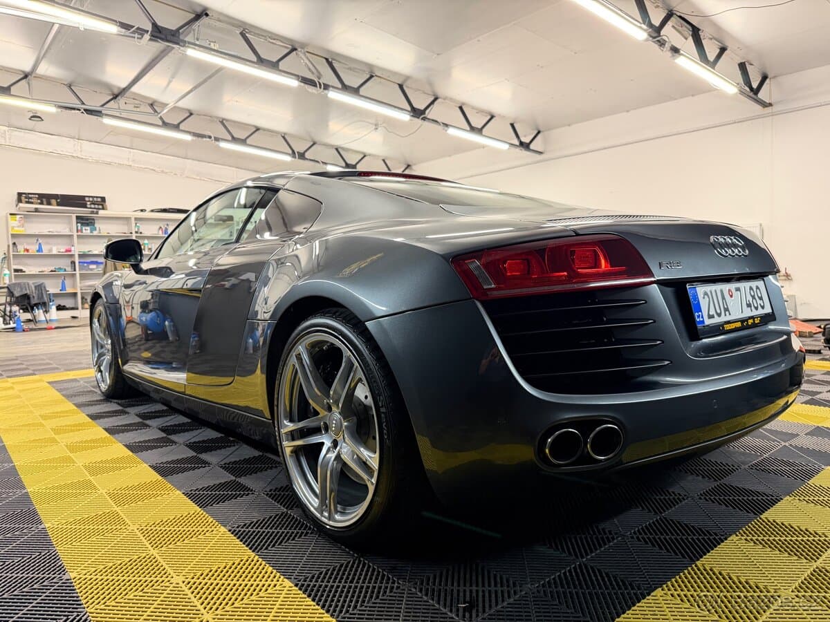 2009 Audi R8 - 4