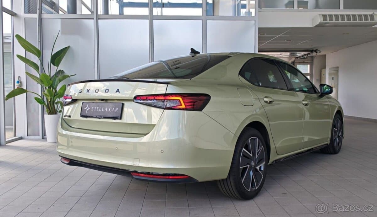 2025 Škoda SUPERB - 4