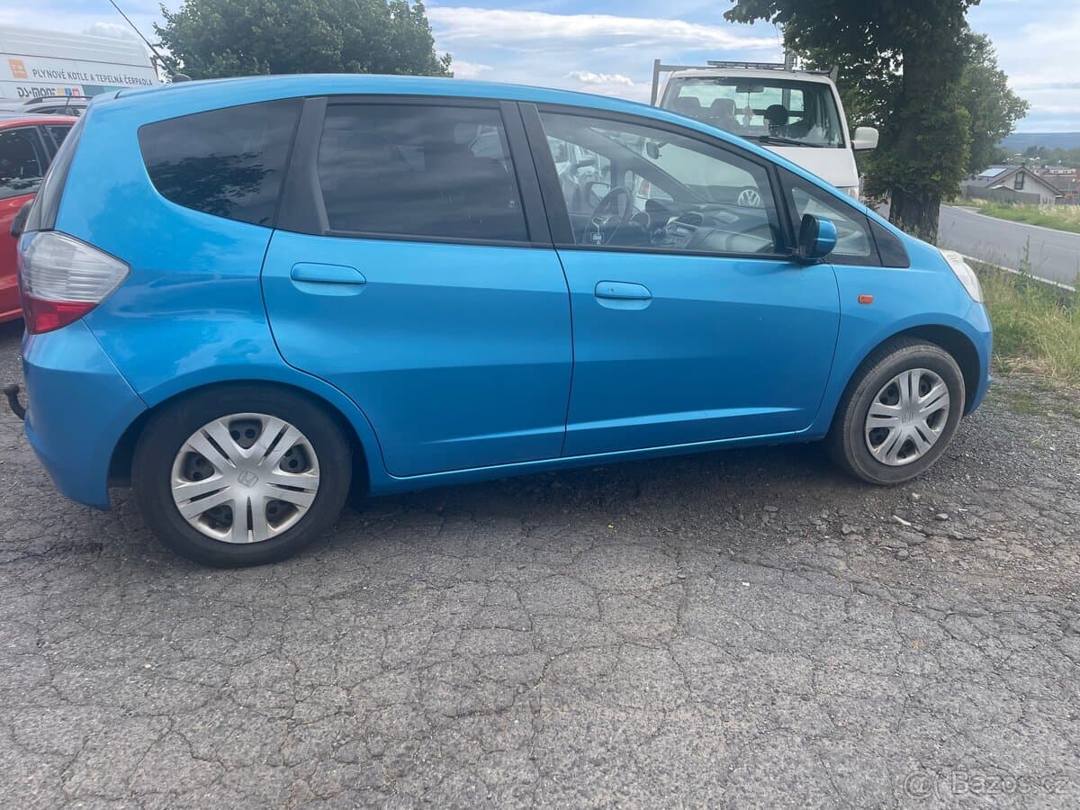 2009 Honda JAZZ - 4