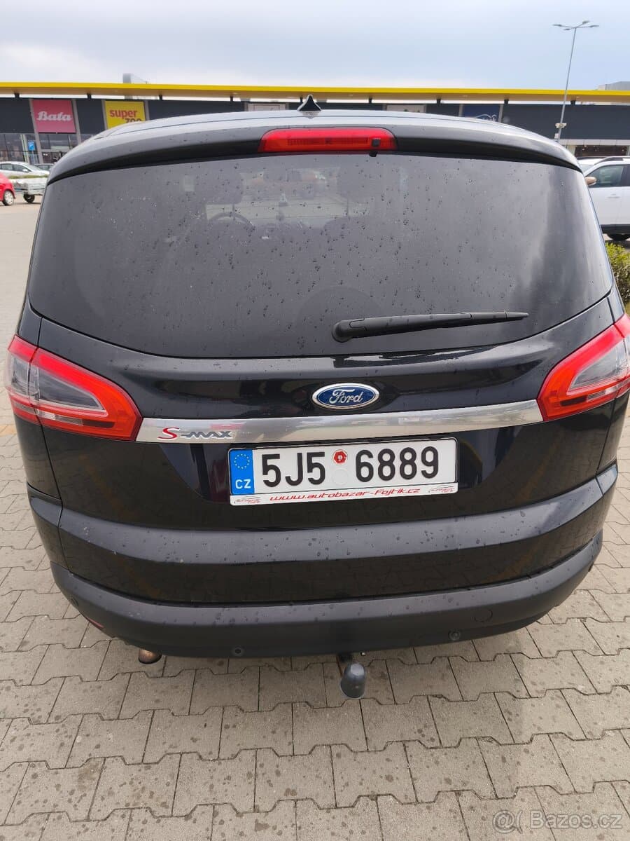 2013 Ford S-MAX - 4