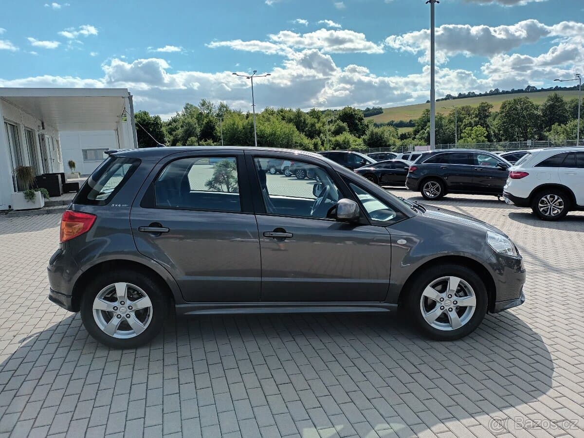 2011 Suzuki SX4 - 4