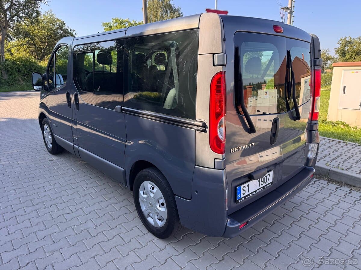 2012 Renault TRAFIC - 4