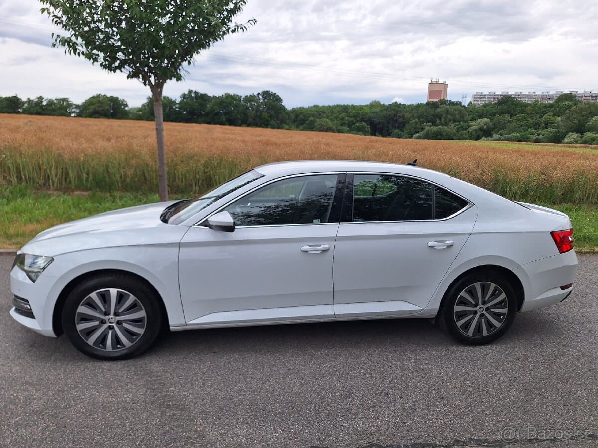 2022 Škoda SUPERB - 4