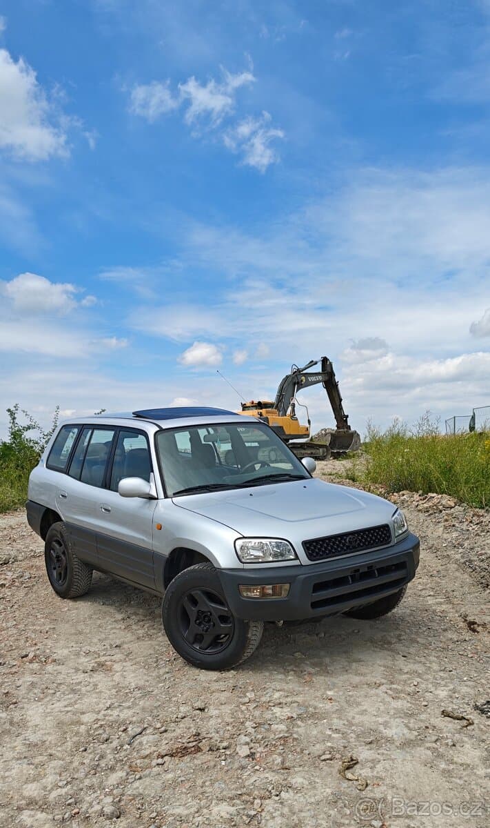 1998 Toyota RAV4 - 4
