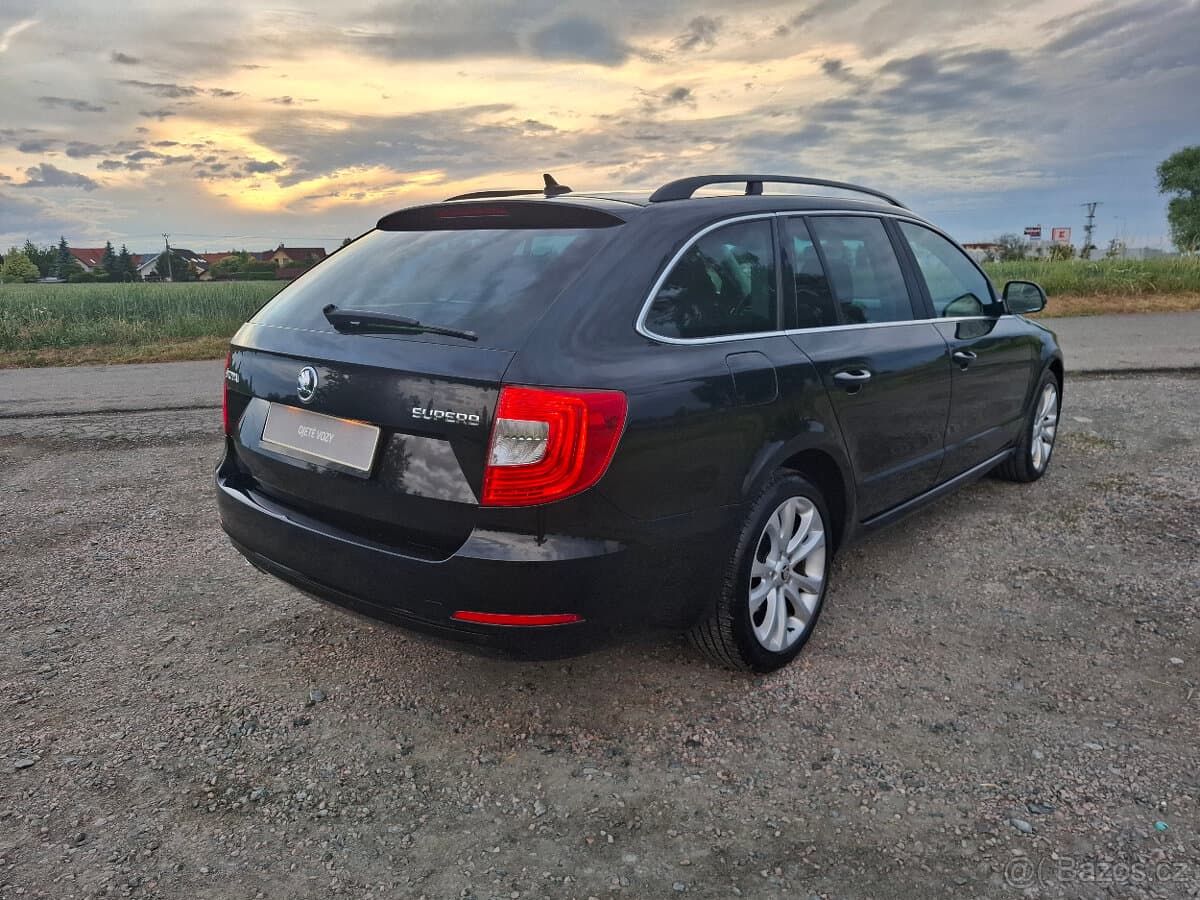 2015 Škoda SUPERB - 4