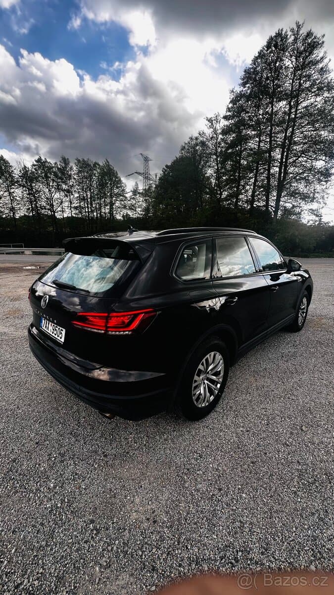 2019 Volkswagen TOUAREG - 4