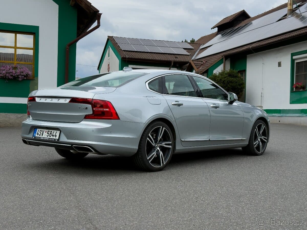 2017 Volvo S90 - 4