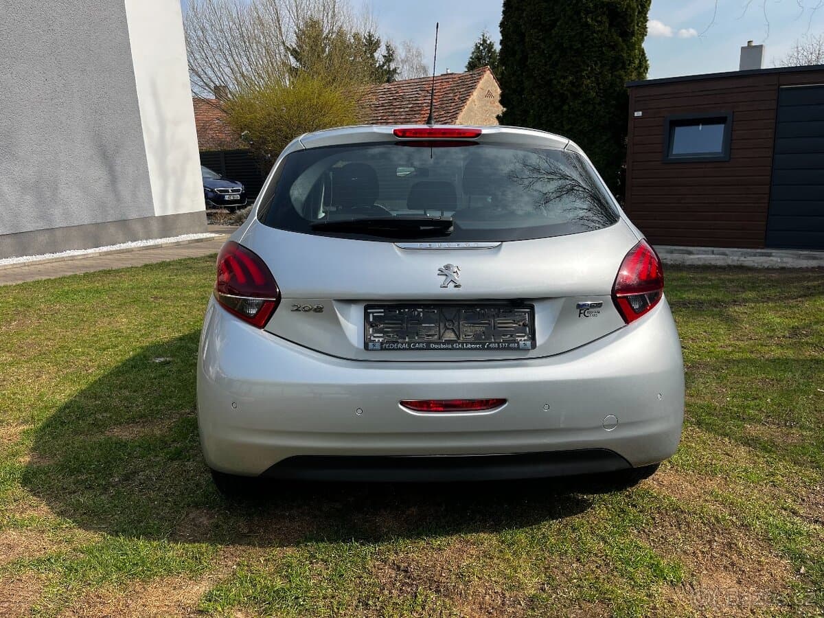 2016 Peugeot 208 - 4