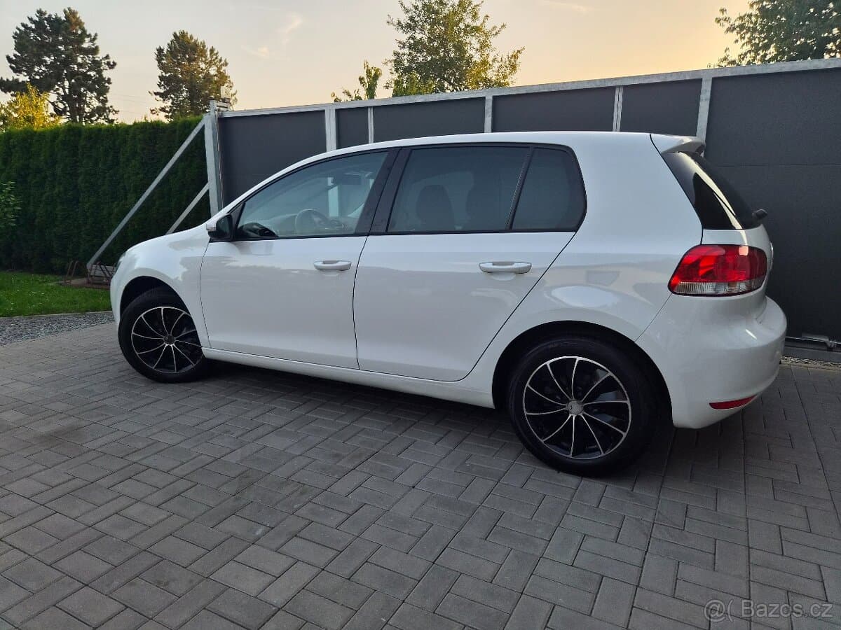2009 Volkswagen GOLF - 4